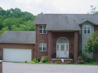 1907 Clark Point Ter, Charleston, WV 25314