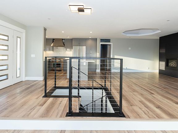 5th image of 75 Geldert Dr