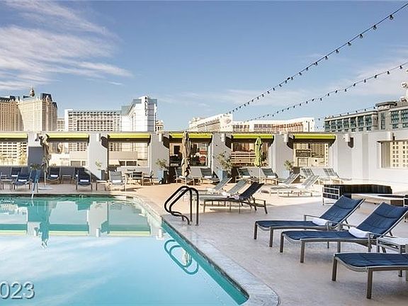 5th image of 211 E Flamingo Rd #209