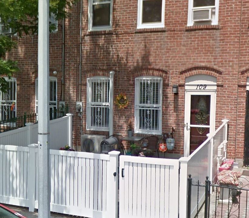 1st image of 109 Chestnut Ave