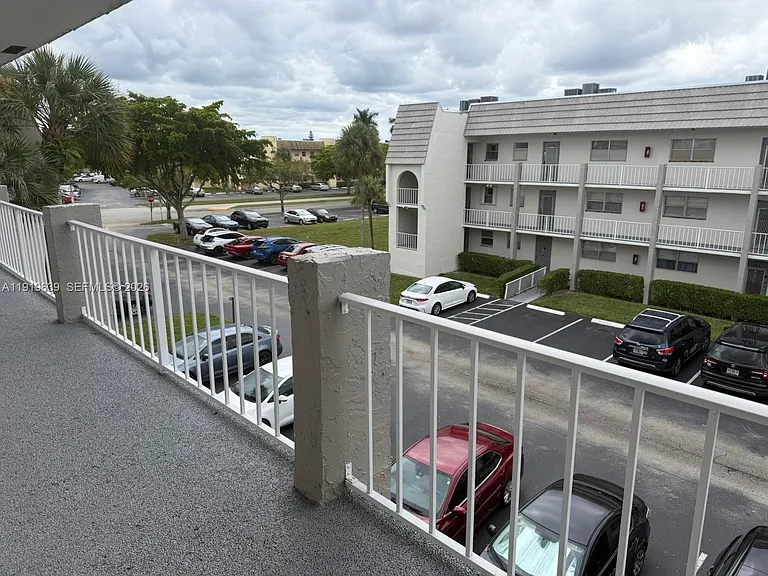 8220 Sunrise Lakes Blvd #309 — Photo 3