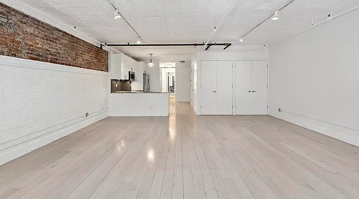 Rented by Vertical Real Estate LLC | media 13