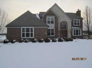 4961 Menominee Ln, Clarkston, MI 48348