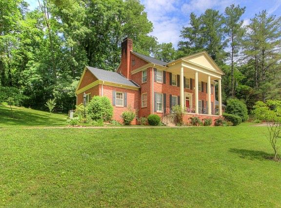 4th image of 207 Sarvis Dr