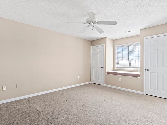 4th image of 4622 Greenbriar Dr. #G-13