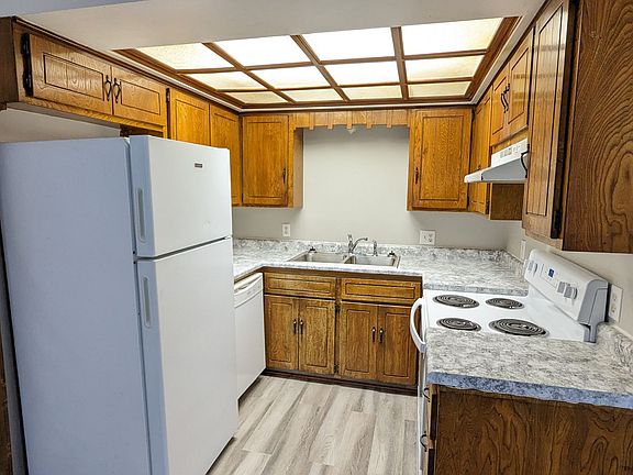 5th image of 2637 2nd Ave #2
