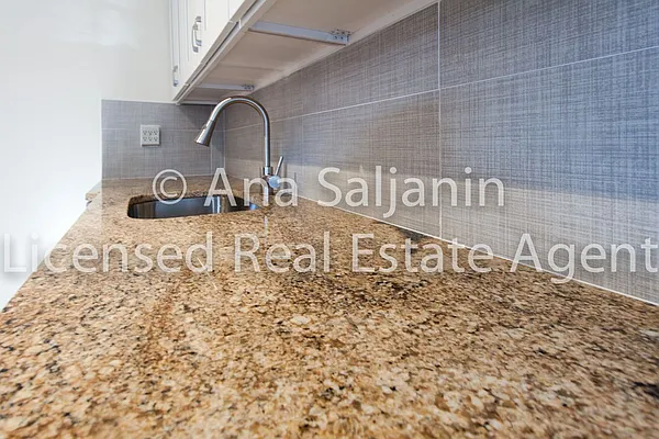 Rented by Citi Zone Realty | media 14