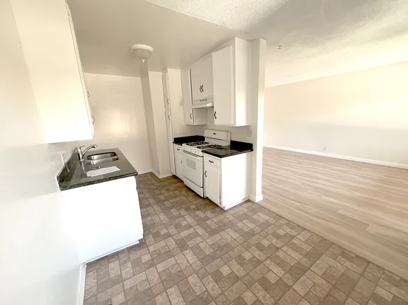 889 N Laurel Ave #6, Upland, CA 91786