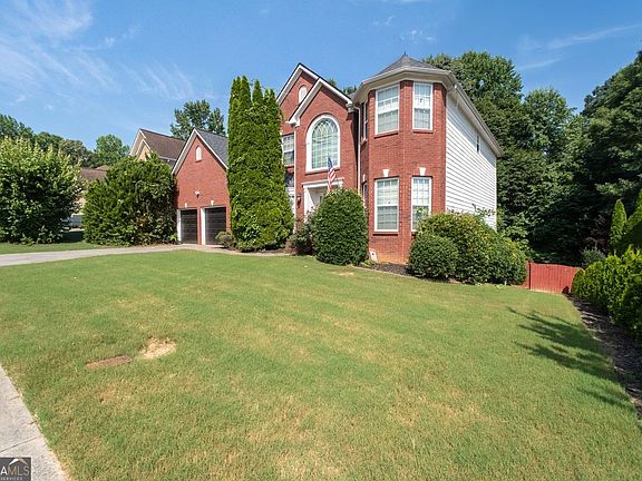 3rd image of 2989 Heritage Oaks Cir