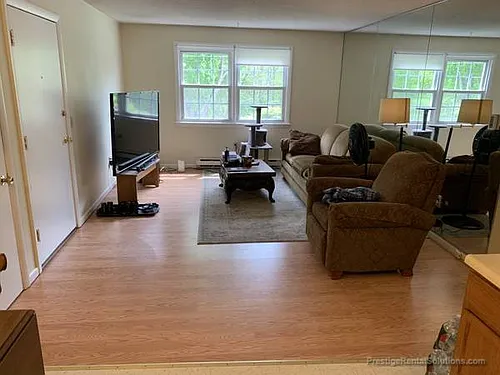 18 Dinan Dr #5 Photo 1