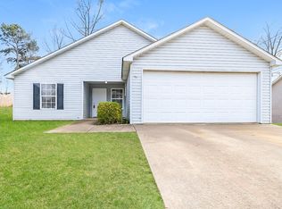 96 Hills Mine Ave, West Blocton, AL 35184