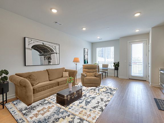 2nd image of 600 E Trinity Ln #202