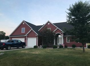 1263 Queensway Dr, Lake Isabella, MI 48893