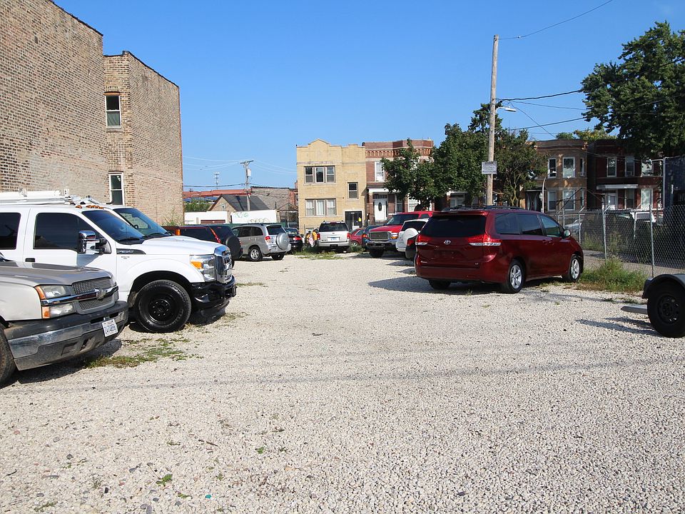 1st image of 1216 N Hamlin Ave
