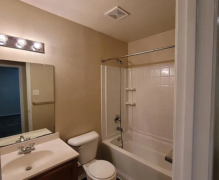 1340 Gayle St — Photo 13