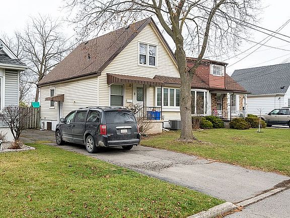2nd image of 9 Cherry Rd #2
