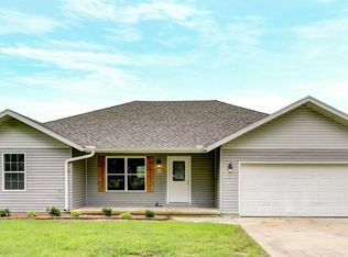 103 E Murray St, Ash Grove, MO 65604
