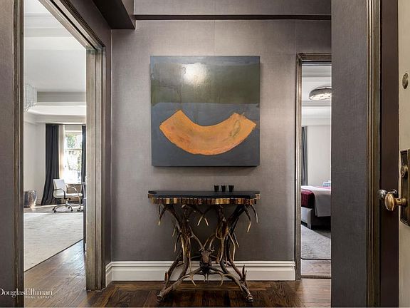 5th image of 465 W 23rd St APT 17D