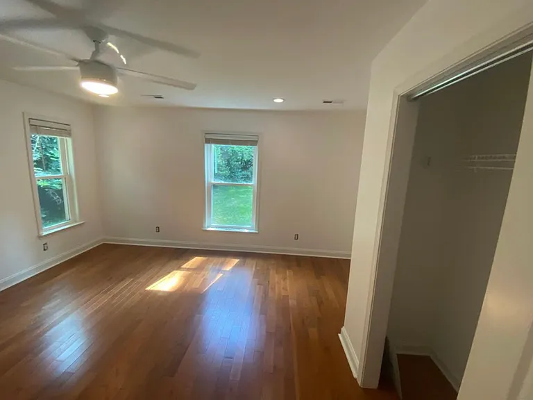 105 Sewanee Ave — Photo 7