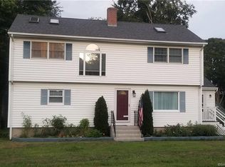 20 Attawan Rd, Niantic, CT 06357