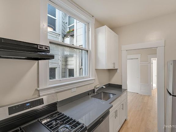 2nd image of 1250 Taylor St #8