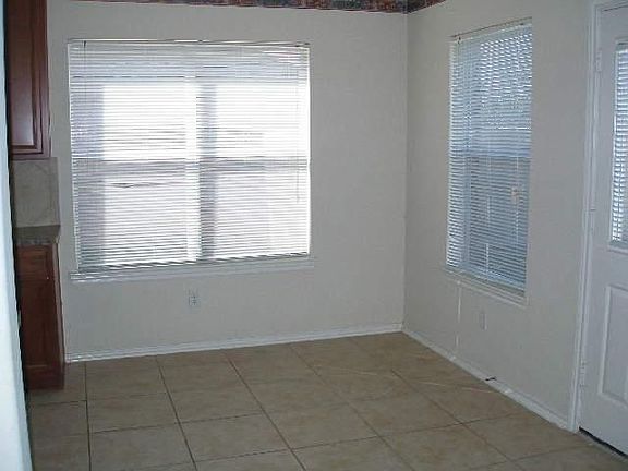 4th image of 6522 Sterling Bay Ln