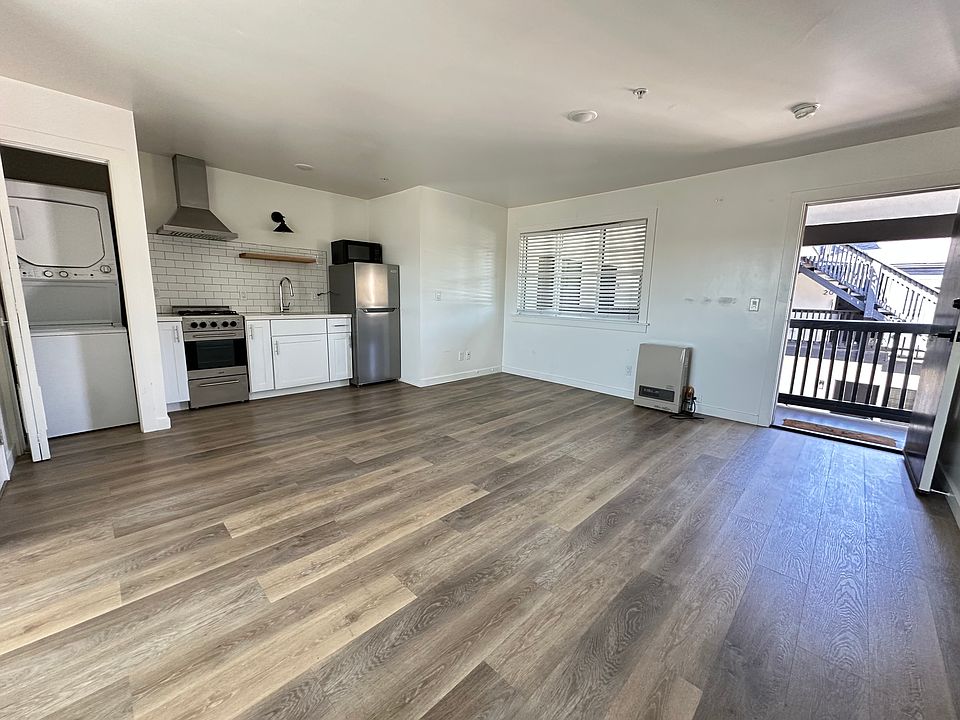 1st image of 16 W Mission St #15