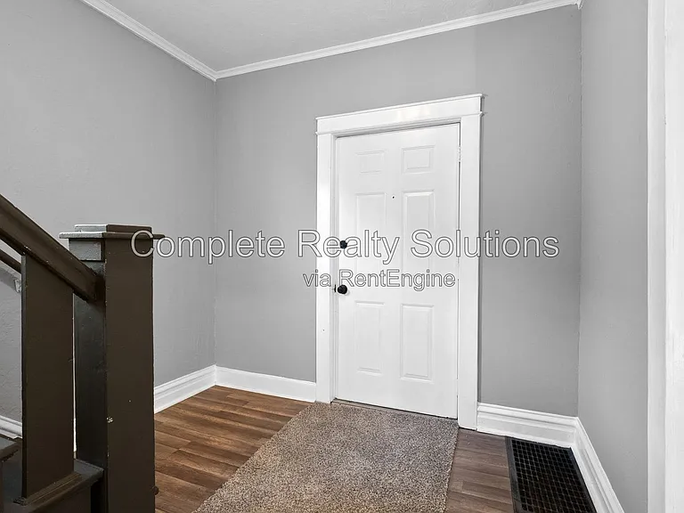 6254 Goener Ave — Photo 10