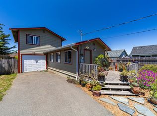 1110 Three Cabins Ln, McKinleyville, CA 95519