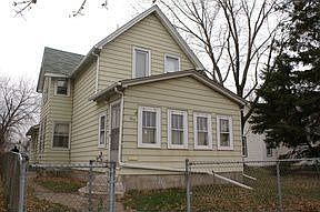 1st image of 584 Minnehaha Ave W