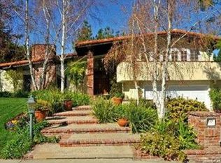 19561 Anadale Dr, Tarzana, CA 91356