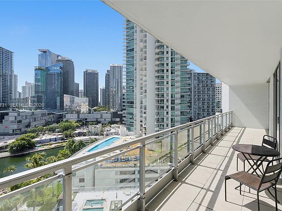 2nd image of 90 SW 3rd St APT 1801