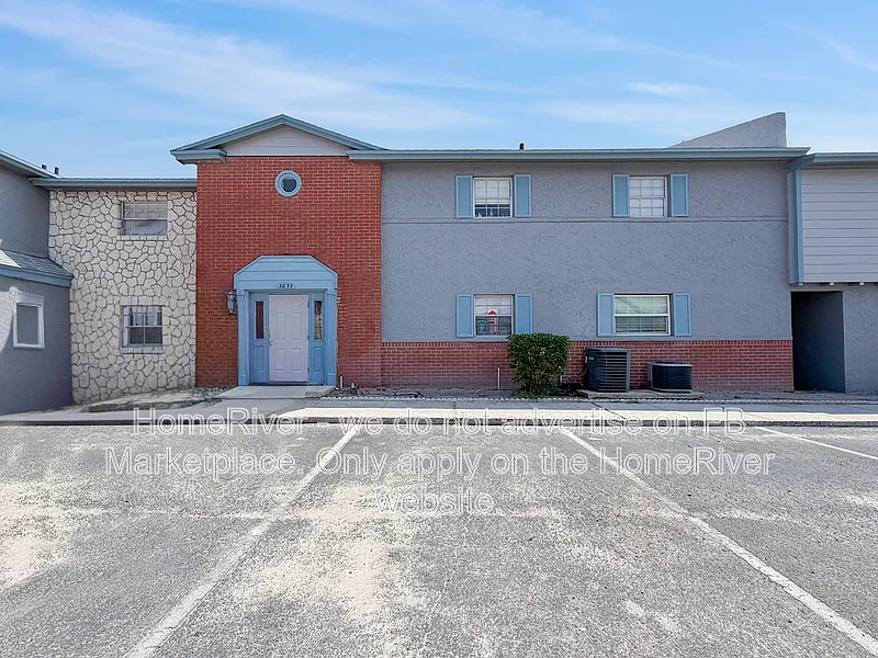 1 bed, 1.0 bath, 809 sqft, $1,095 — Photo 3