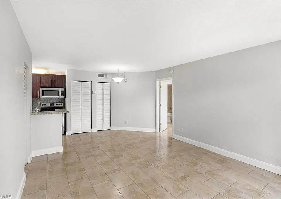 116 Santa Clara Dr #12