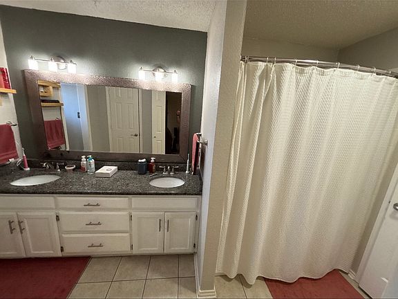 5th image of 911 Smokerise Cir