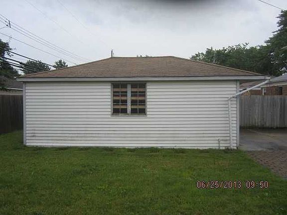 5th image of 27118 Larchmont St