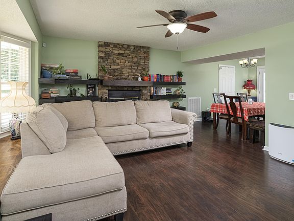 5th image of 2618 Standifer Chase Dr