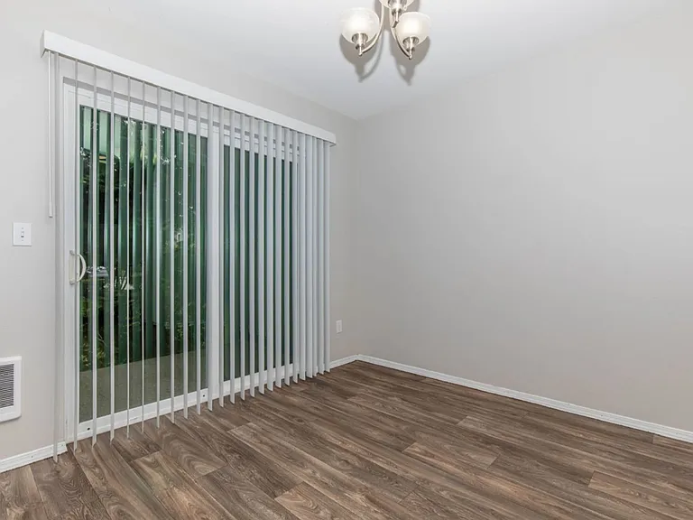 Kensington Townhomes — Photo 27
