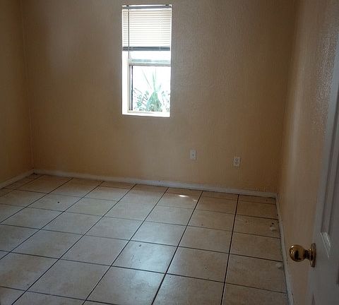 3rd image of 348 Estancia Dr NW