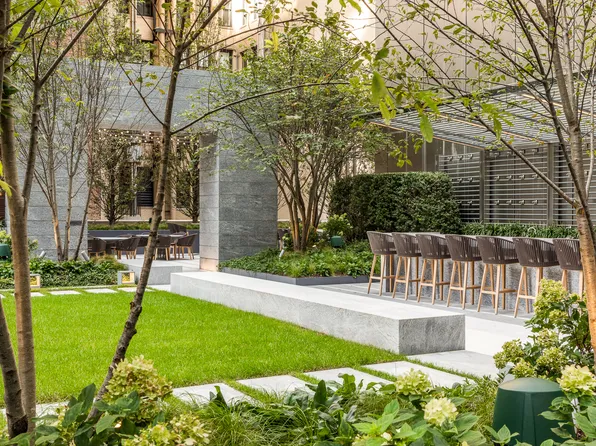 217 West 57th Street image 13 of 23