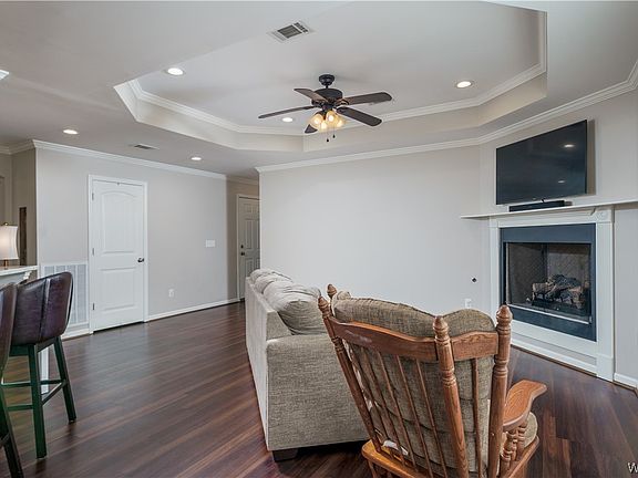 3rd image of 4619 Allums Ave
