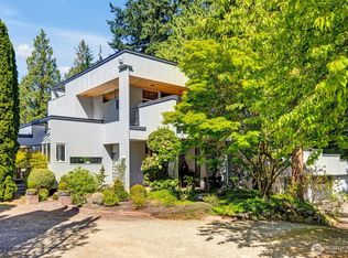 3643 Dosewallips Ln, Clinton, WA 98236