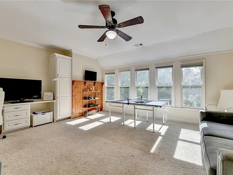 11037 Estates Cir — Photo 18