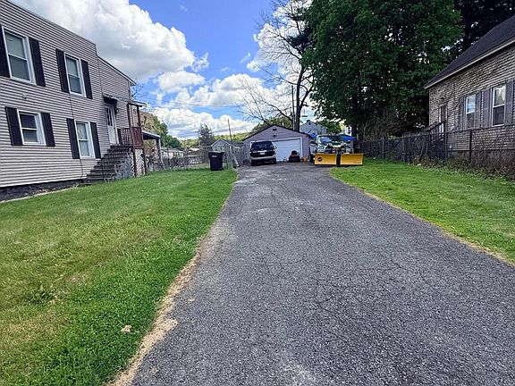 4th image of 786 1st Avenue