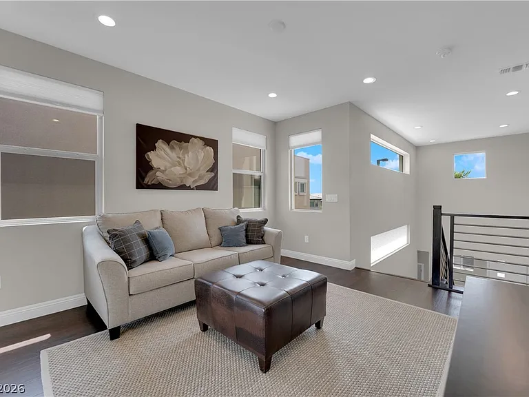 10254 Kesington Dr — Photo 18