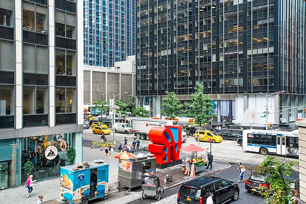 Rented by New York Casas Ltd. | media 18