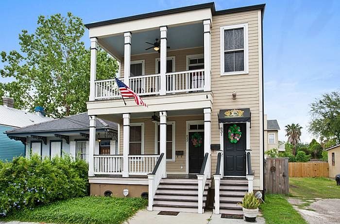 1st image of 833 6th St