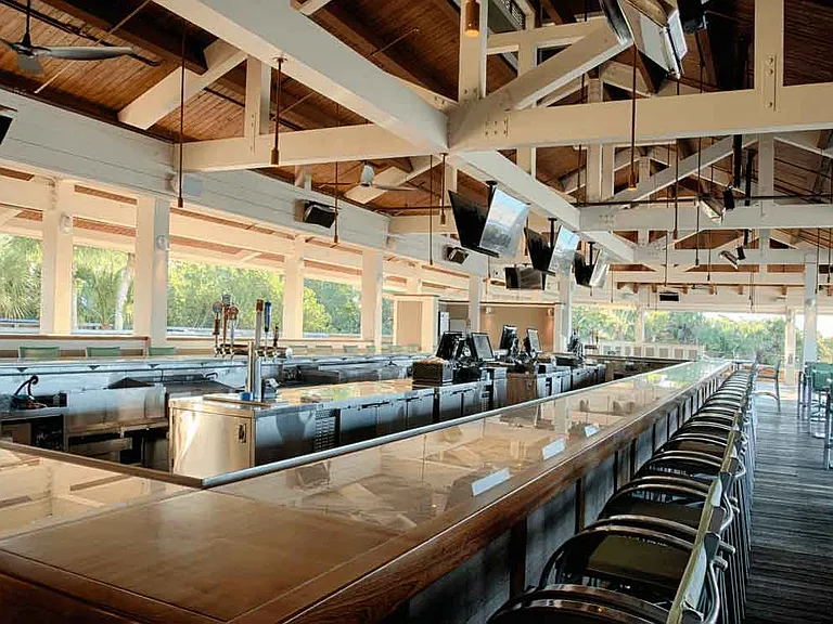 South Beach Pavillion Bar/Restaurant
