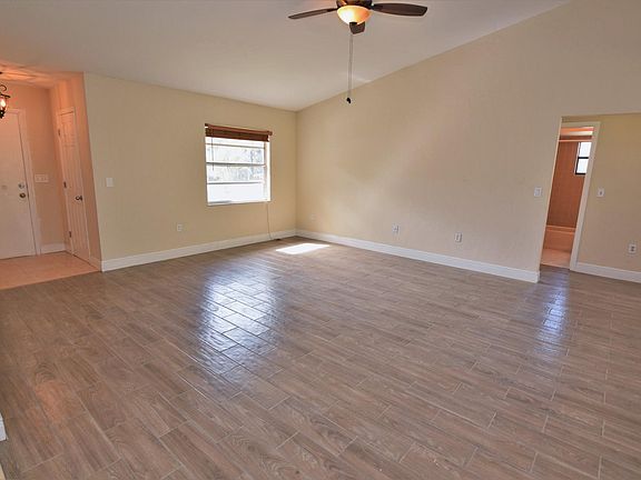 3rd image of 2941 New England St