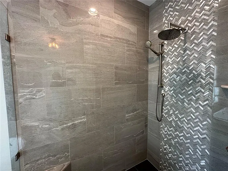 2212 Swansea Way — Photo 28